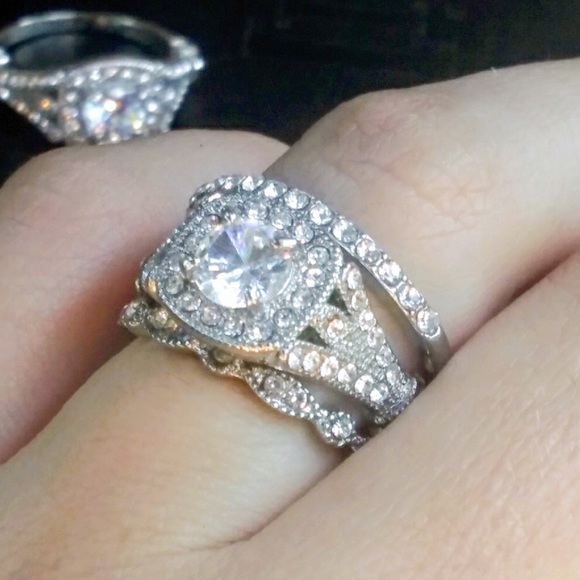 18K White Gold Filled White Sapphire Wedding Ring - Picture 7 of 7